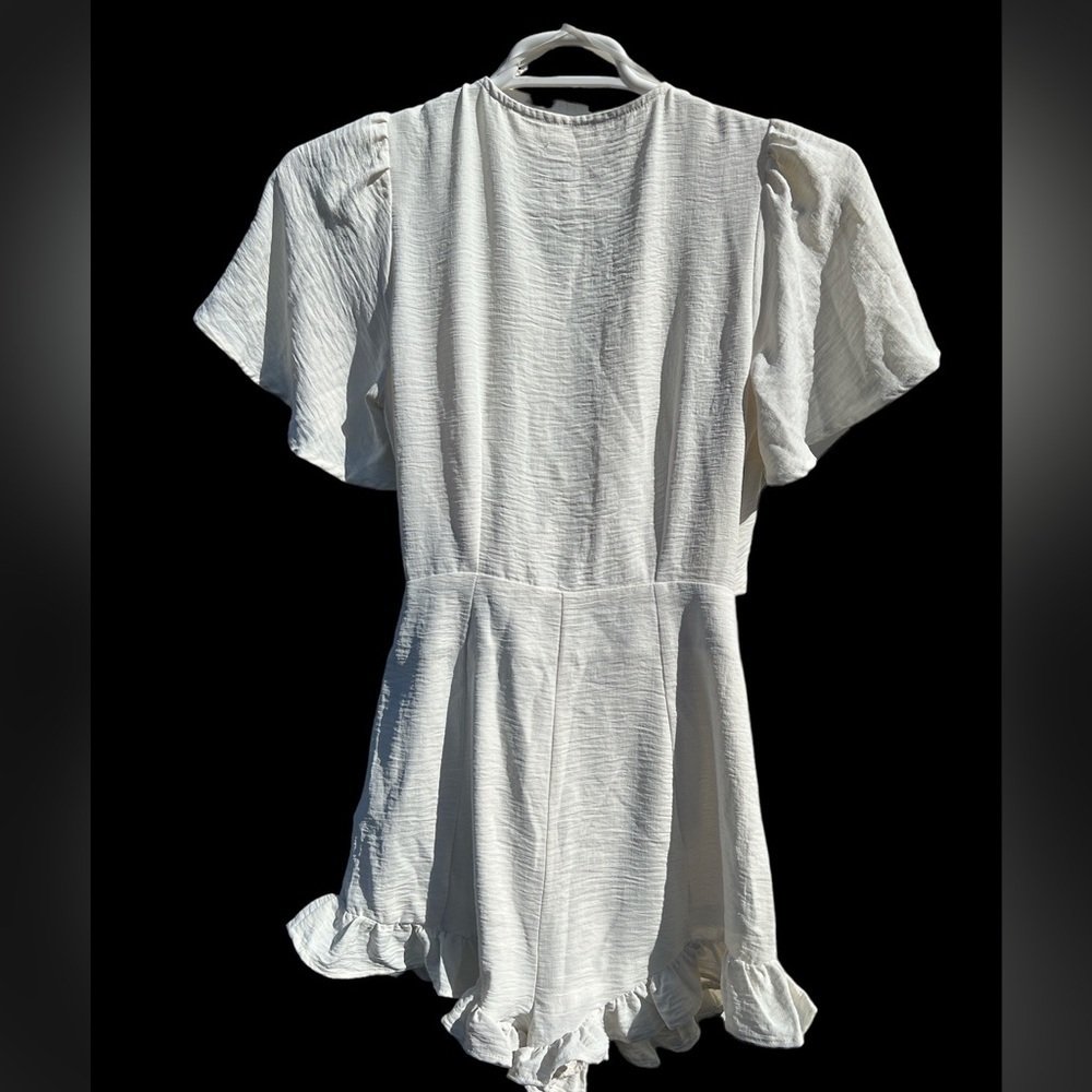 FEELIN' BLESSED‎ WAIST-TIE FRILL TRIM ROMPER BEIGE